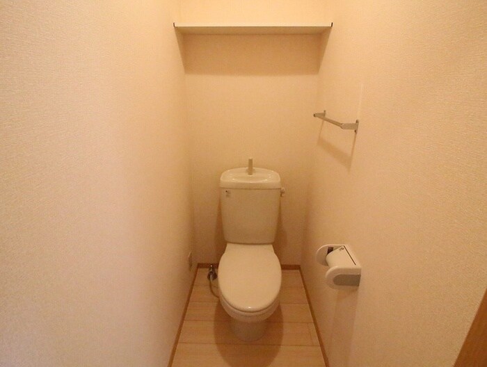 物件内観写真9　(トイレ)