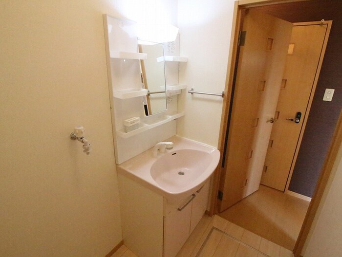 物件内観写真10　(洗面)