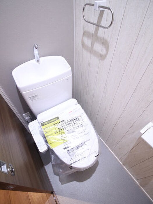 物件内観写真10　(トイレ)