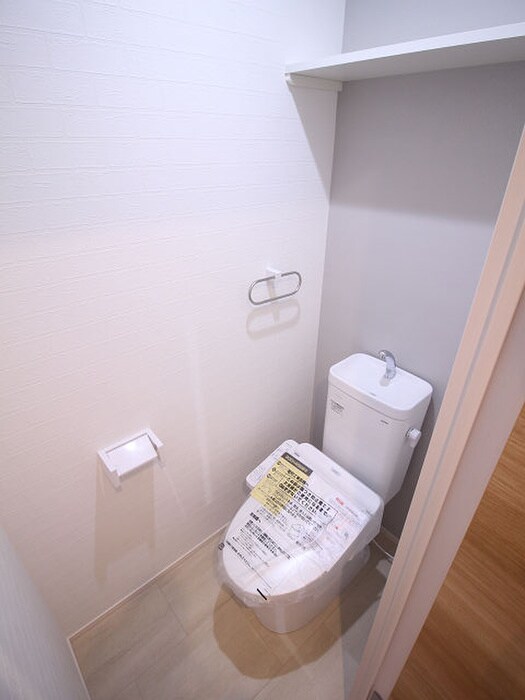 物件内観写真11　(トイレ)