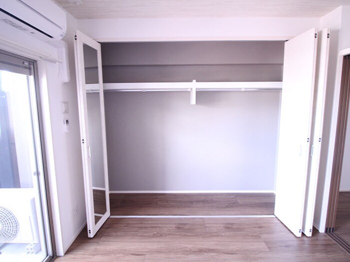 物件内観写真12　(収納)