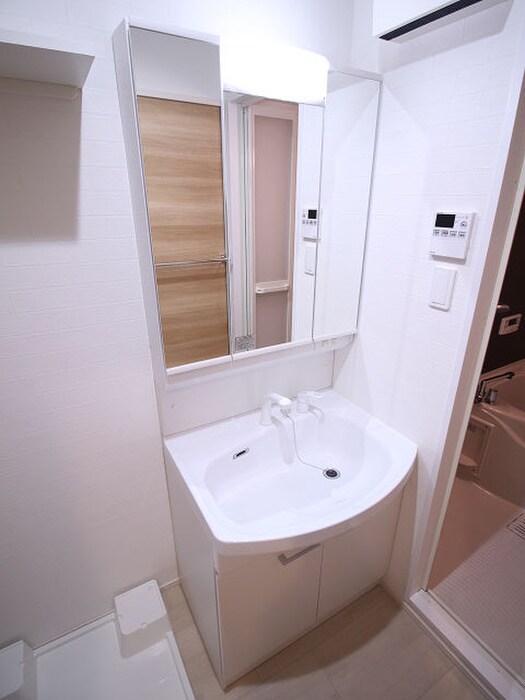 物件内観写真12　(洗面)