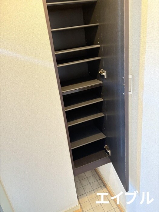 物件内観写真14　(靴箱)