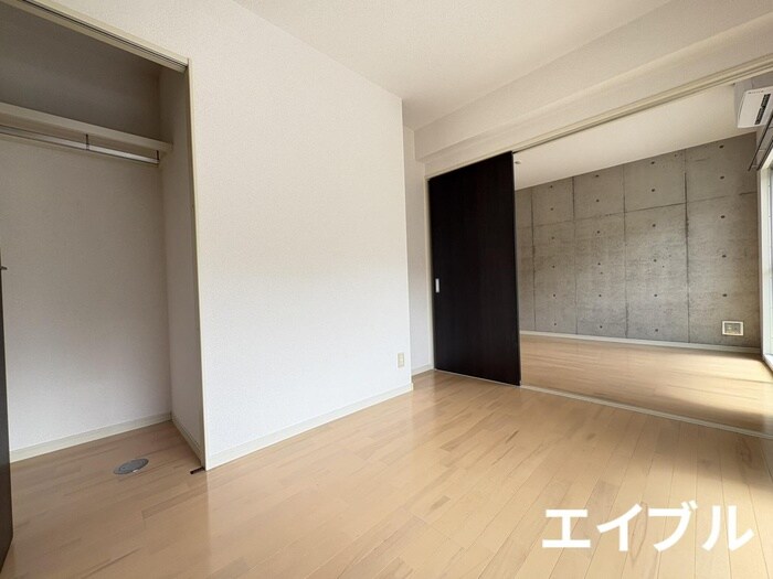 物件内観写真19　(居室)