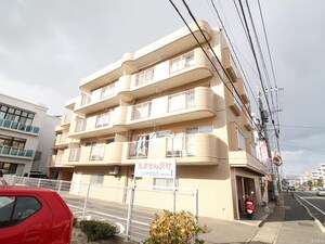 ハイツ上山門外観写真
