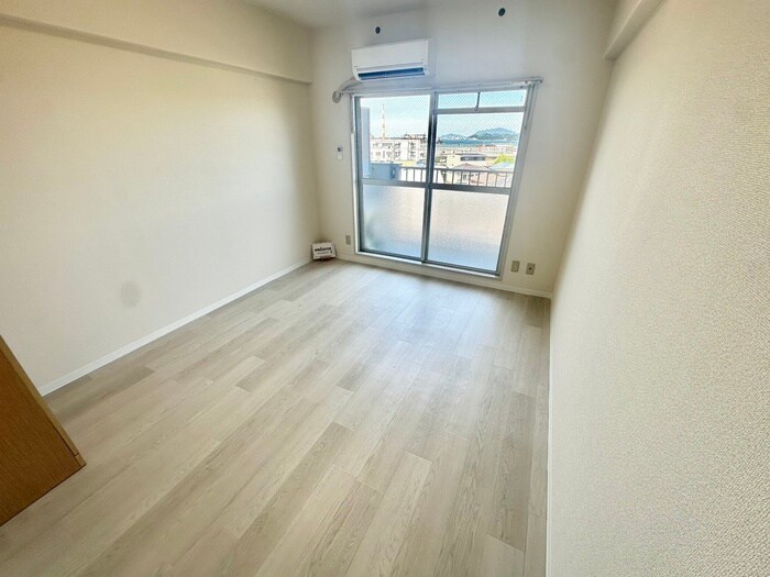 物件内観写真6　(居室)