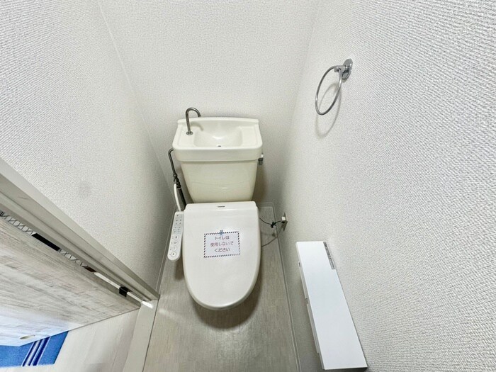 物件内観写真9　(トイレ)