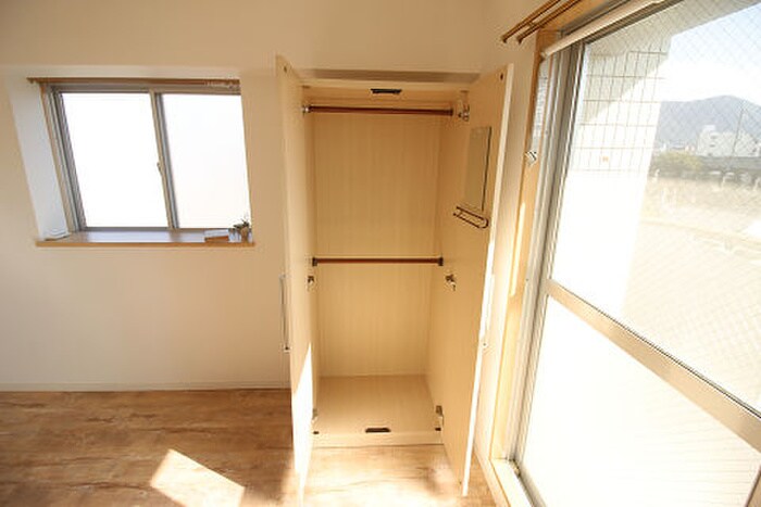 物件内観写真10　(収納)