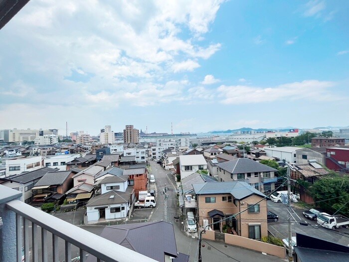 物件内観写真12　(室内からの展望)