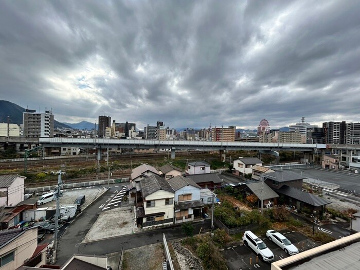 物件内観写真15　(室内からの展望)