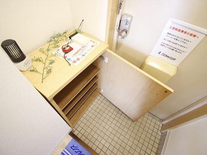 物件内観写真17　(靴箱)