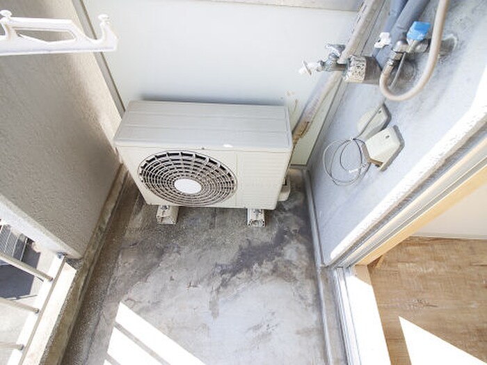 物件内観写真18　(洗濯機置場)