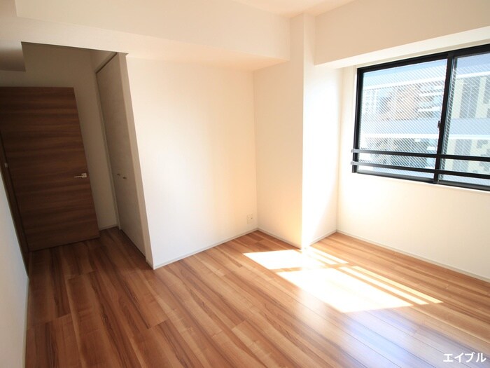 物件内観写真10　(居室)