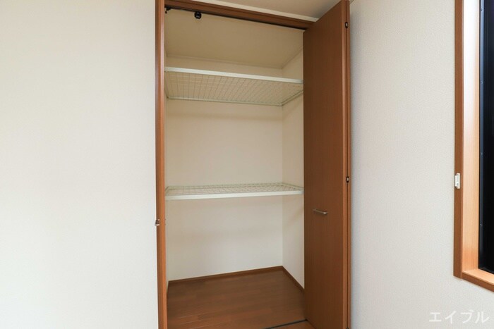 物件内観写真20　(収納)