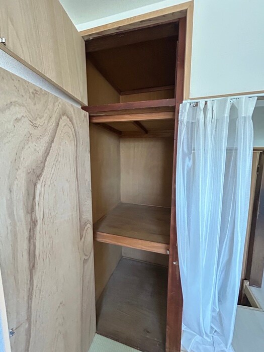 物件内観写真13　(収納)