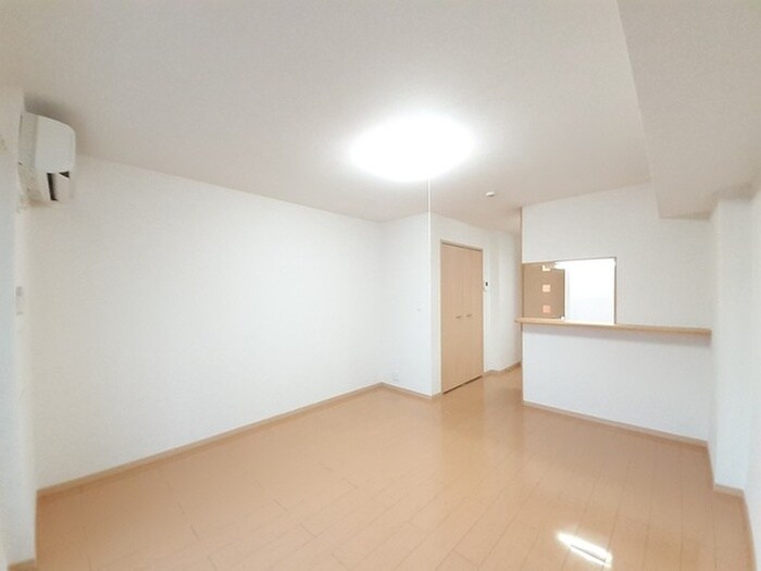 物件内観写真6　(居室)