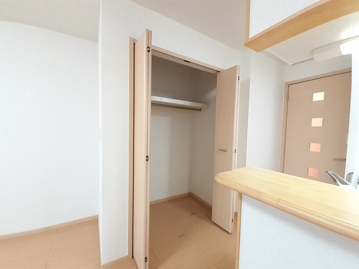 物件内観写真8　(収納)