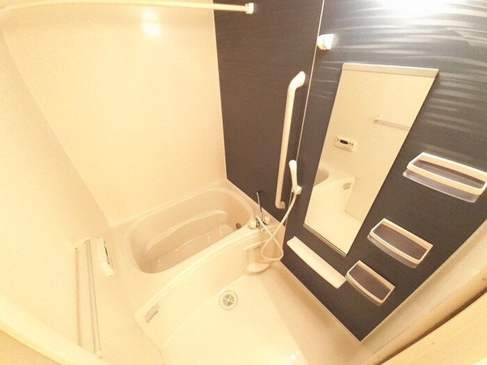 物件内観写真12　(バス／シャワールーム等)