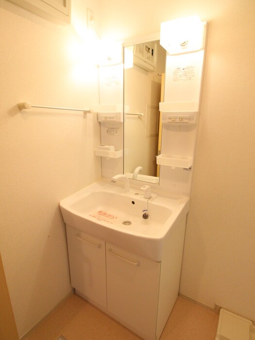 物件内観写真7　(洗面)