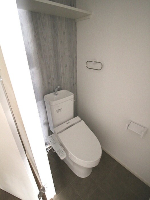 物件内観写真13　(トイレ)