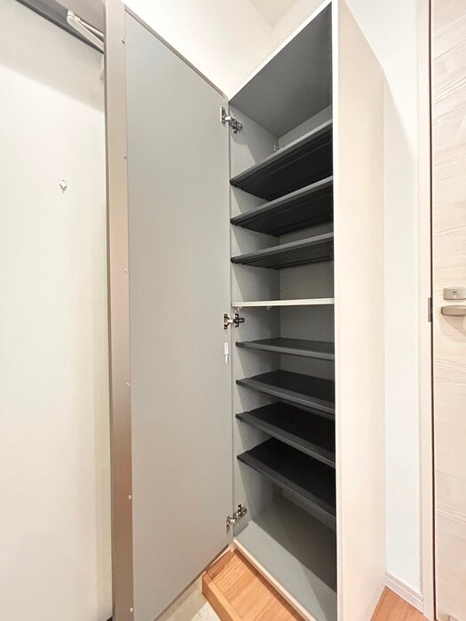 物件内観写真6　(靴箱)