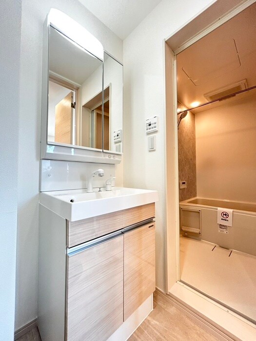 物件内観写真7　(洗面)