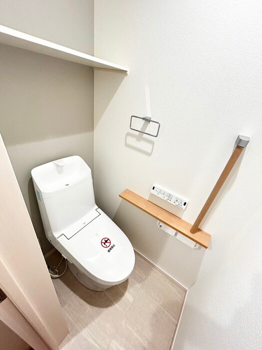 物件内観写真10　(トイレ)