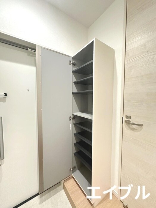 物件内観写真13　(靴箱)