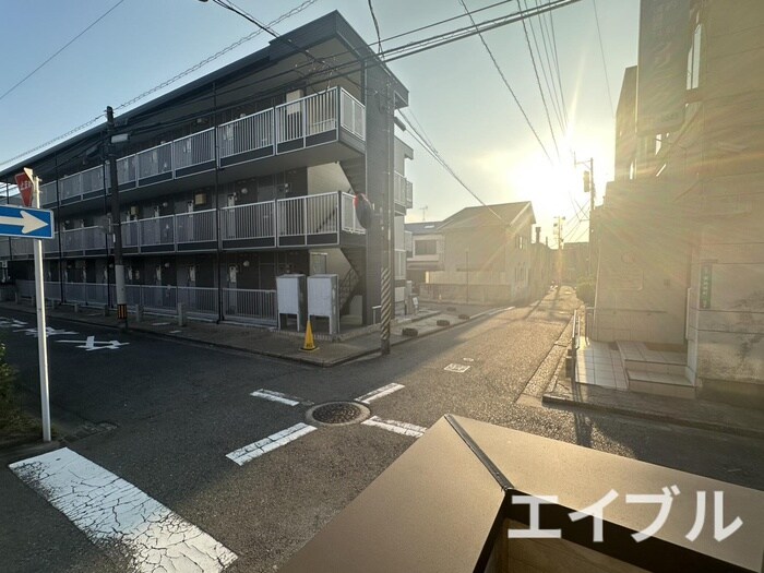 物件内観写真15　(室内からの展望)