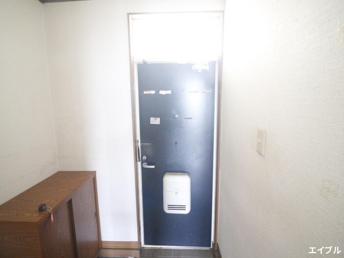 物件内観写真7　(玄関)