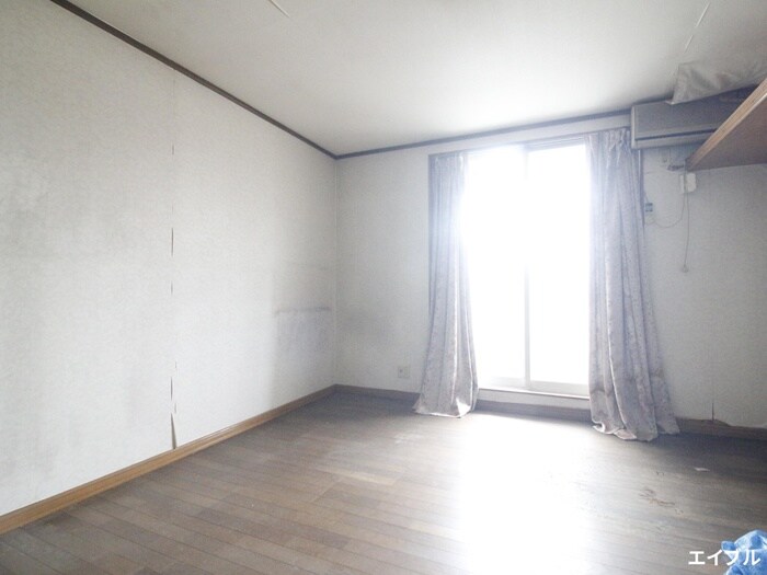物件内観写真9　(居室)