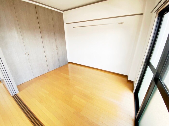 ロイヤルセンタ－ＢＬＤ ８０の居室