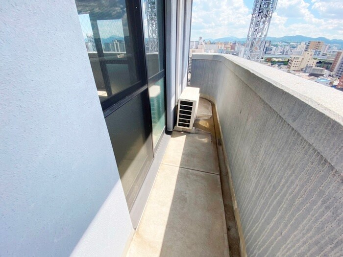 ロイヤルセンタ－ＢＬＤ ８０のベランダ・バルコニー