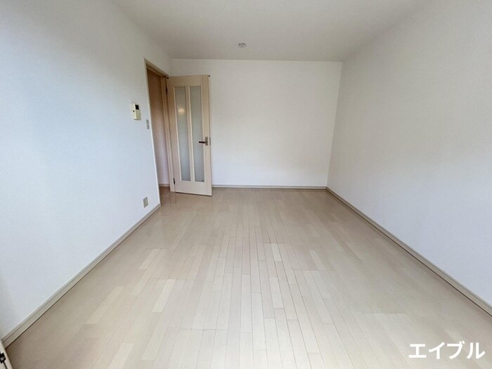 物件内観写真6　(居室)