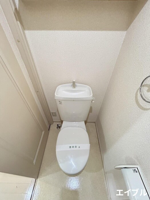 物件内観写真8　(トイレ)