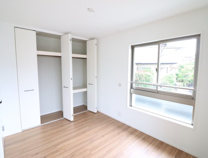 物件内観写真9　(居室)