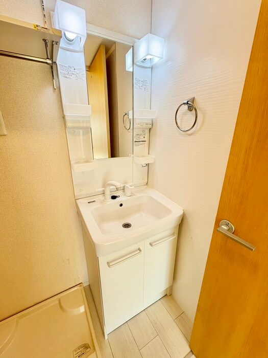 物件内観写真10　(洗面)