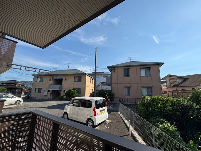 物件内観写真13　(室内からの展望)