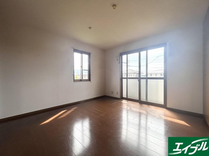 物件内観写真9　(居室)