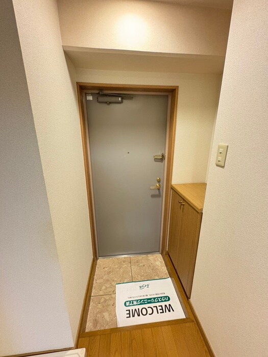 物件内観写真14　(玄関)
