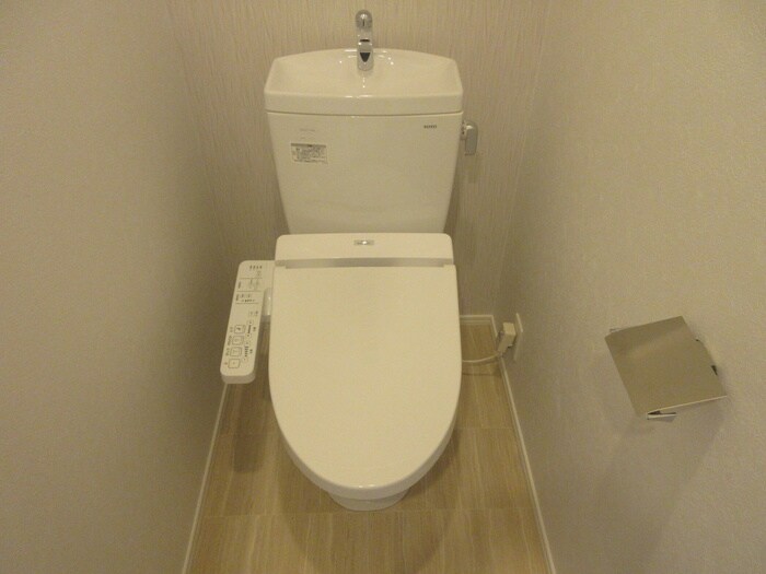 物件内観写真14　(トイレ)