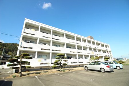 サンフラッツマンション外観写真