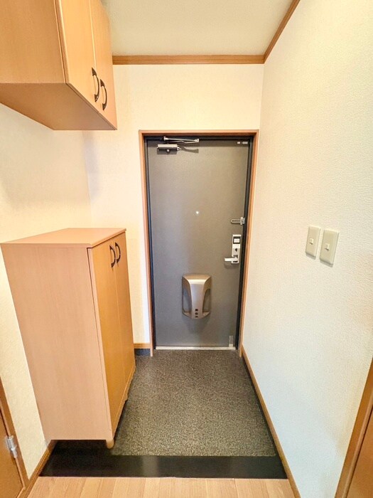 物件内観写真15　(廊下)