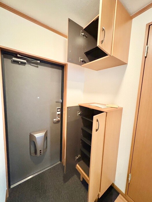 物件内観写真16　(靴箱)