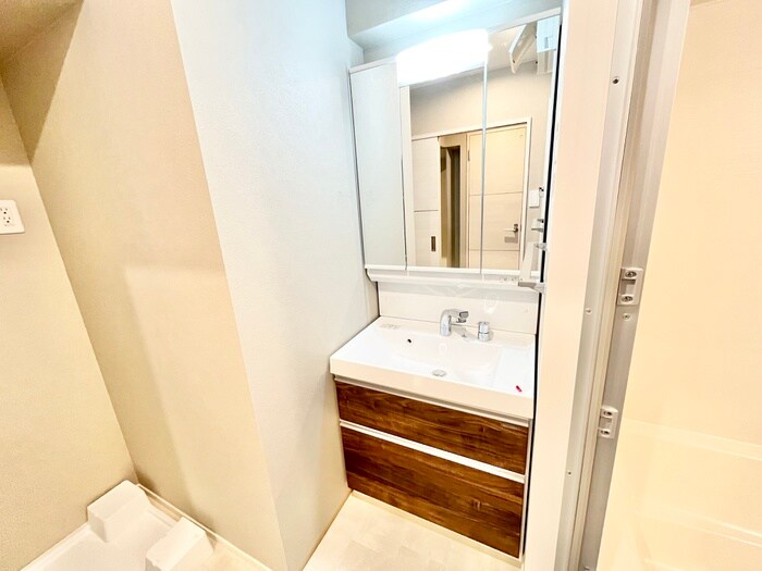 物件内観写真6　(洗面)