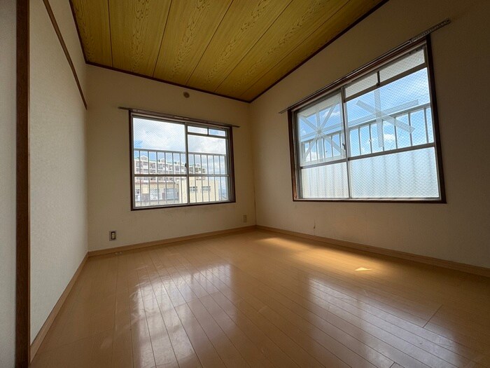 物件内観写真9　(居室)