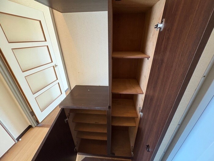 物件内観写真17　(靴箱)