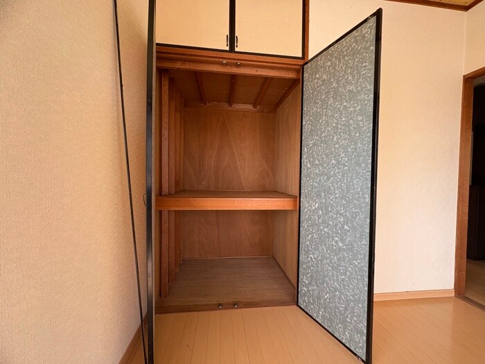物件内観写真18　(収納)