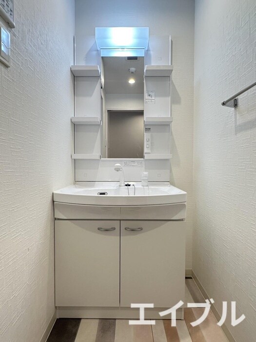 物件内観写真8　(洗面)