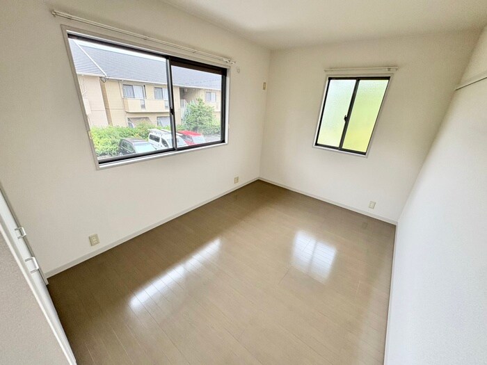 物件内観写真5　(居室)